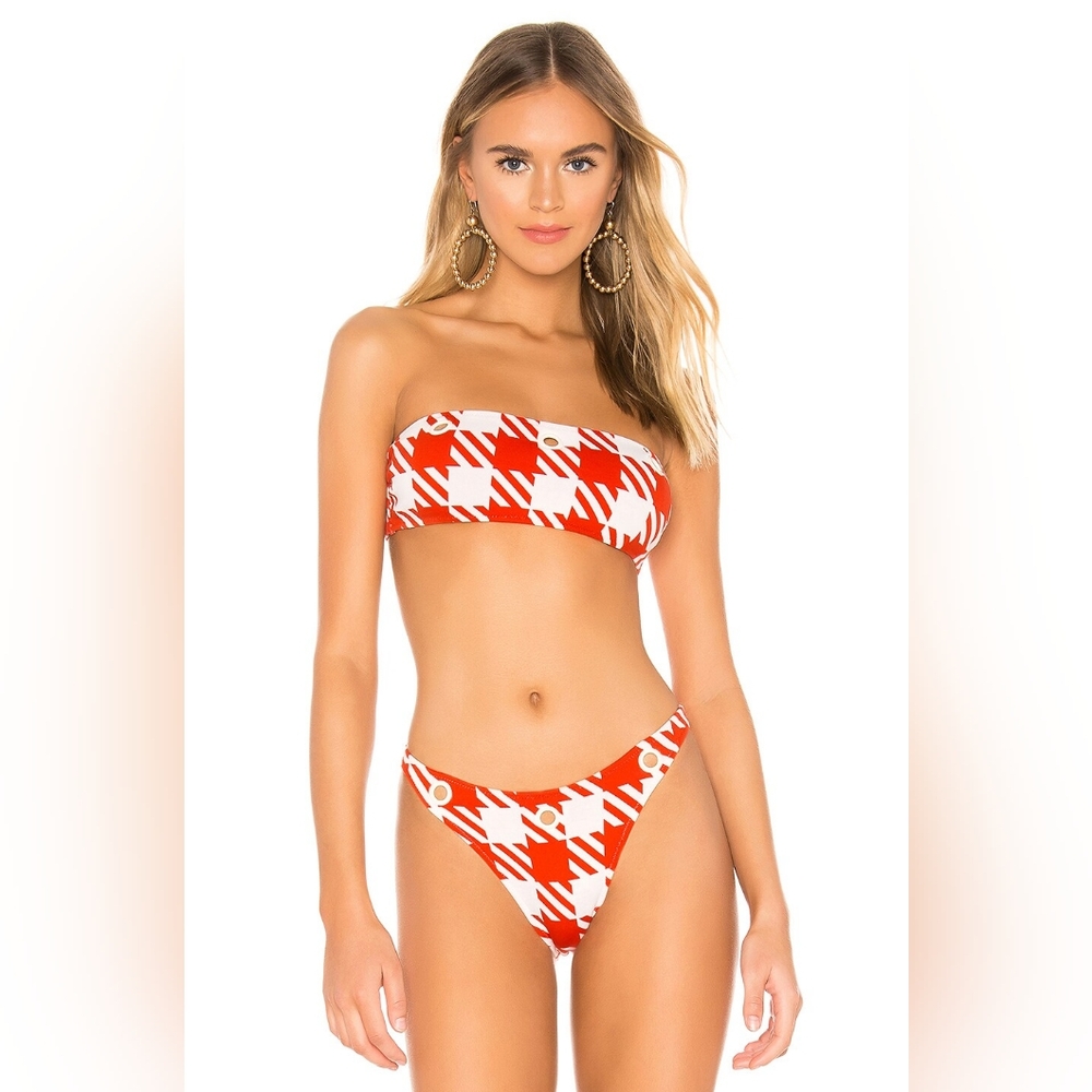 NWOT SOLID & STRIPED ANNABELLE BANDEAU BIKINI TOP IN LIPSTICK GINGHAM